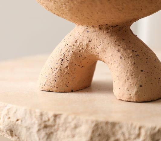 Coarse-grained charm with timeless appeal I Pot