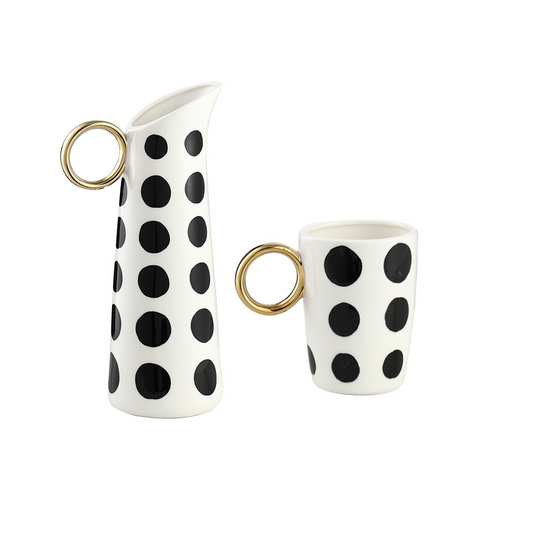 Playful polka dots in a matching set I Jug