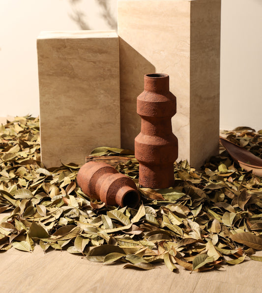 Rust vase that adds depth and charm I Vase (Large)