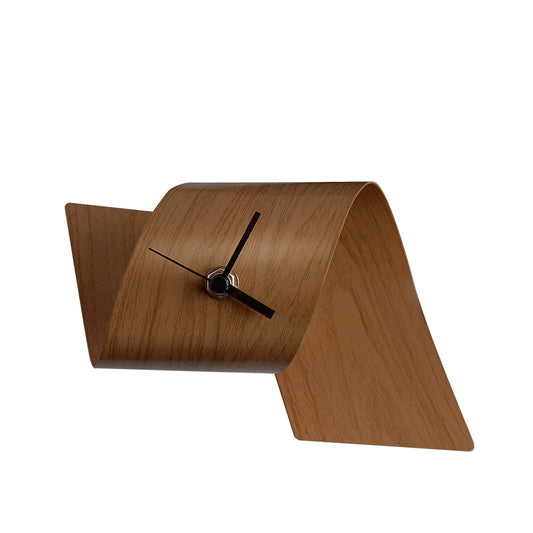 Nature's rhythm, one second at a time I Clock