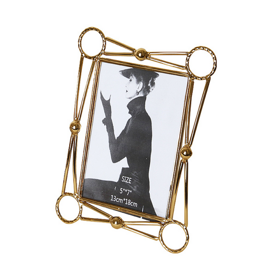 Every picture deserves a frame that shines I Picture frame