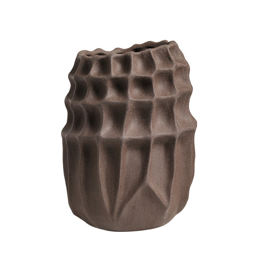 Bold checks, subtle sophistication I Vase