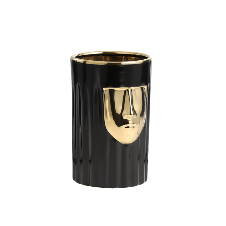 A penstand that exudes luxury and sophistication I Penstand