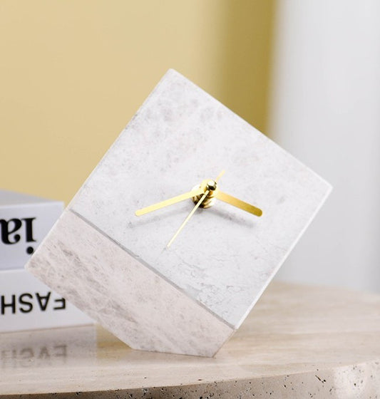 Marble beauty that ticks I Clock