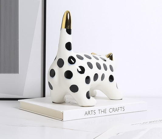Feline grace to your interiors I Styling piece
