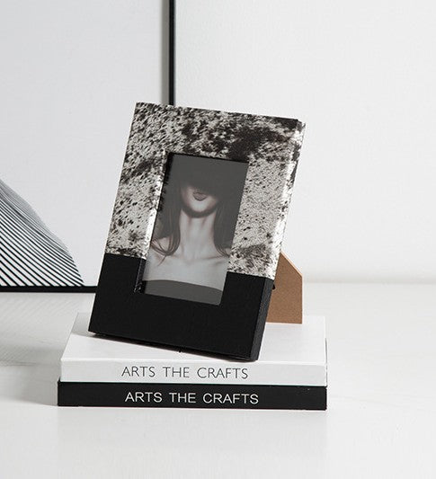 Fur-inspired luxury to frame your memories I Picture frame