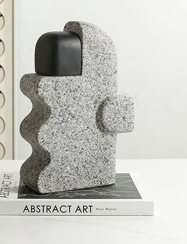 Symbol of elegance and insight I Styling piece