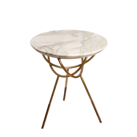 Classic with a twist I Side table