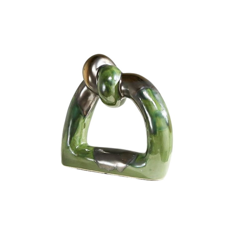Twisted elegance that ties style and charm together