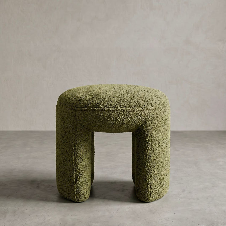 Compact elegance I Pouf