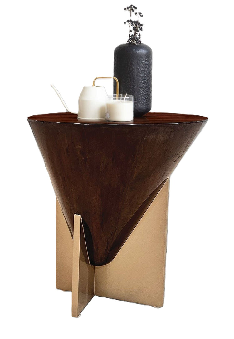 Modern classic I Table