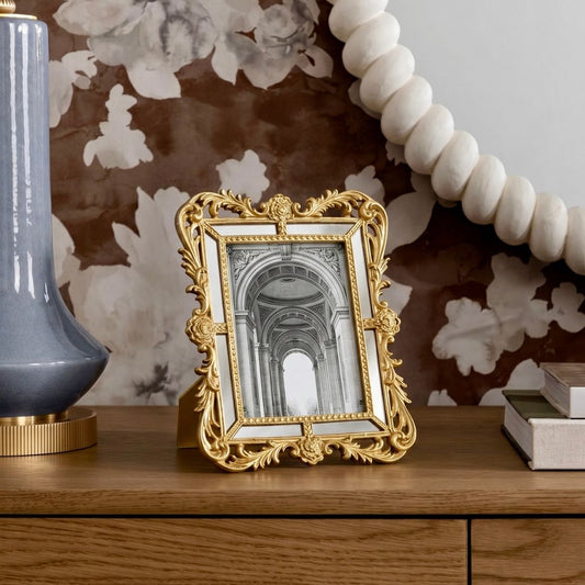 Vintage gold display I Picture frame