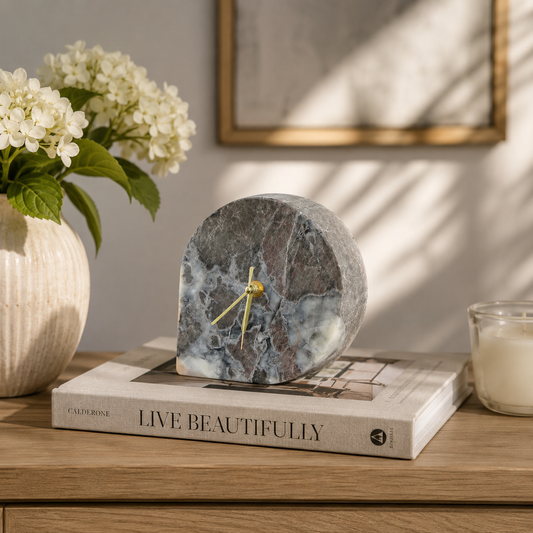 Quiet luxury I Clock