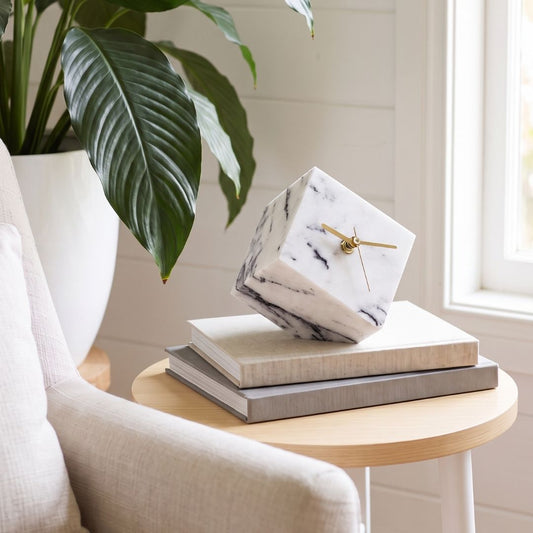 Timeless marble touch I Clock