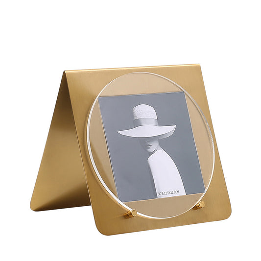 Framing memories with a modern twist