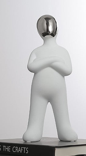 Minimalistic form, maximum expression I Styling piece